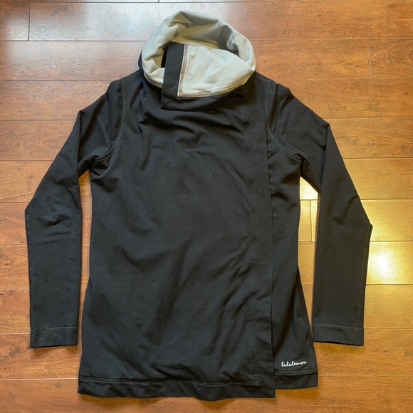 lululemon athletica Sweaters - Lululemon Savasana Wrap